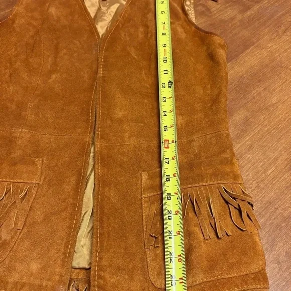 Vintage “The Tannery” Montgomery Ward Brown Suede Leather 70’s 60’s Fringe Vest - Picture 14 of 16